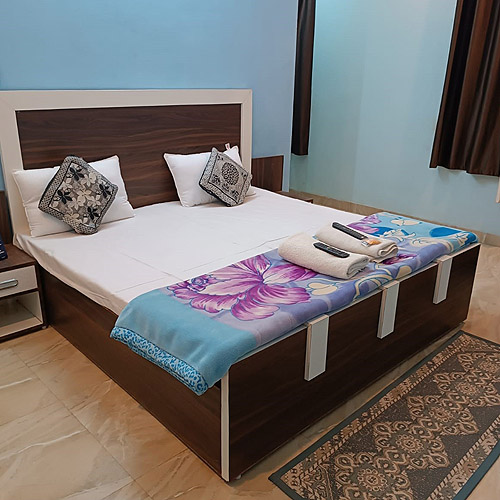 Pachmarhi hills home stay 